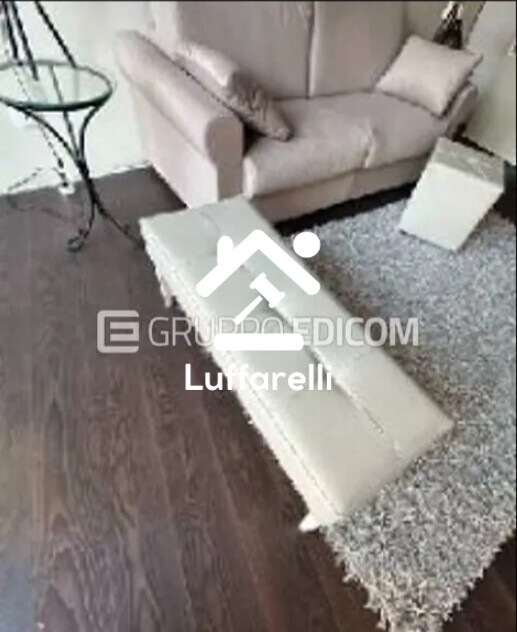 Mobili Da Casa E Varie – Il lotto comprende un arredo completo per zona conversazione… — foto 2