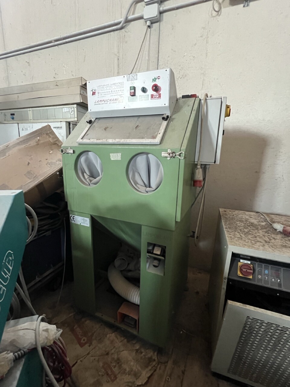 Attrezzature Varie – N. 1 sabbiatrice. Valore di € 500,00. — foto 2