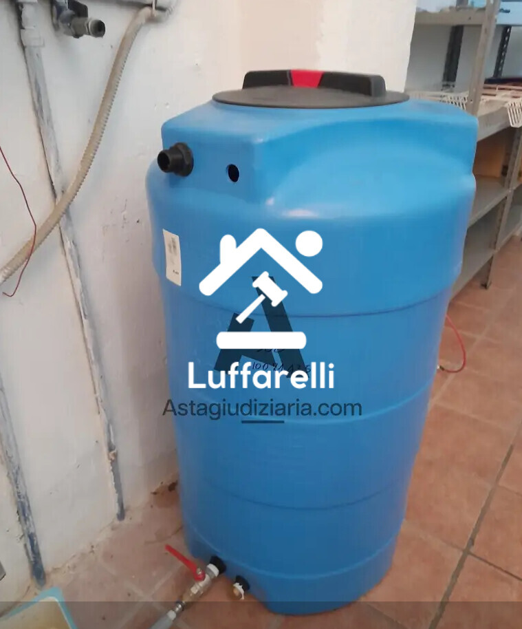 Attrezzature Varie – Il lotto unico comprende attrezzature e arredi per attività di… — foto 2