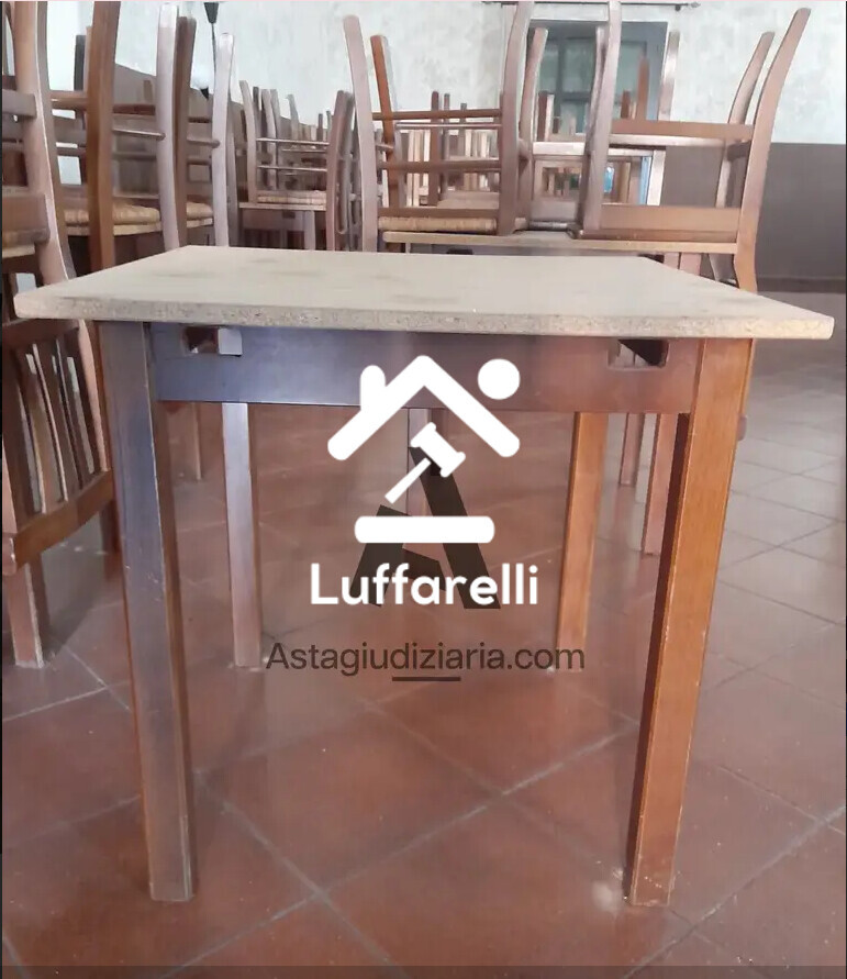 Attrezzature Varie – Il lotto unico comprende attrezzature e arredi per attività di… — foto 8
