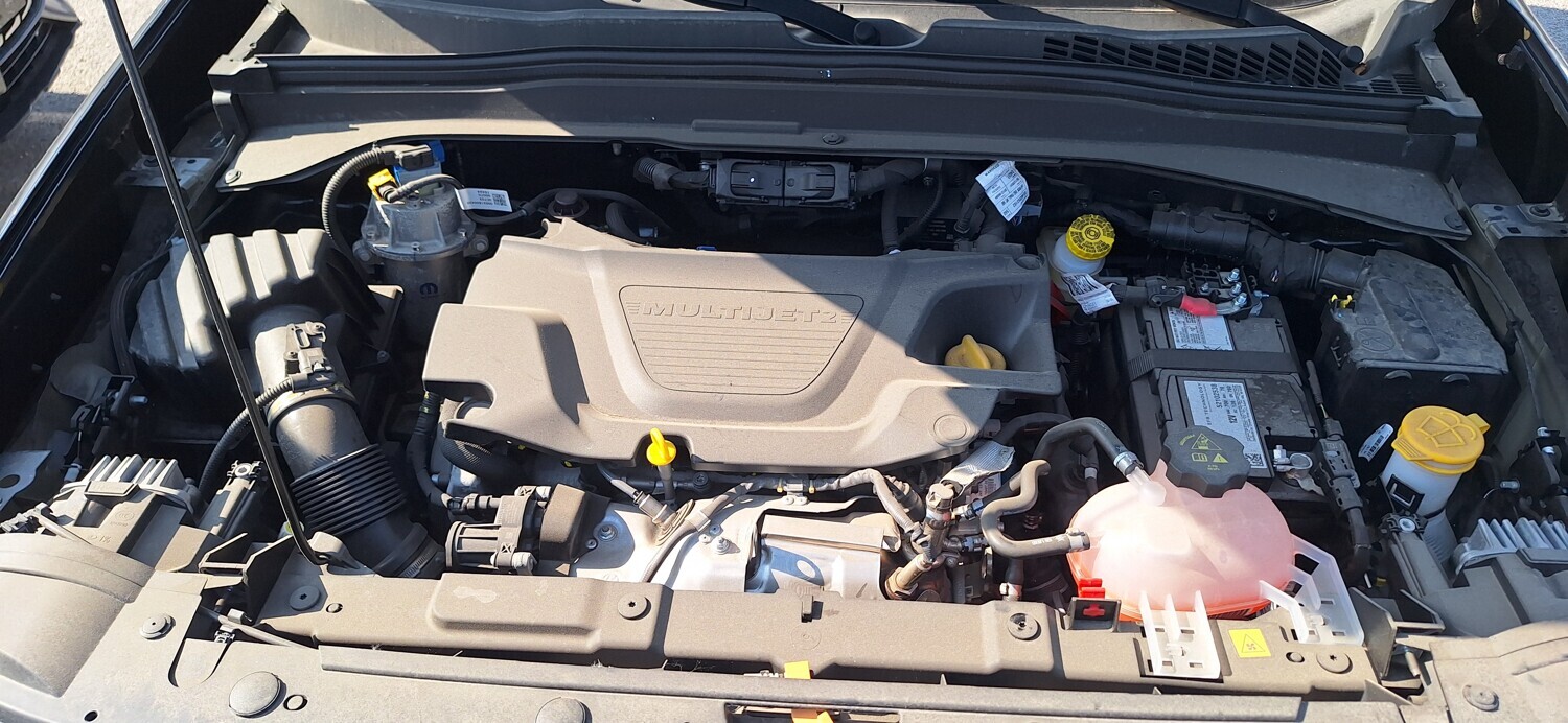 Veicoli – Il lotto comprende un veicolo Jeep Renegade MY23 Limited 1.6… — foto 9