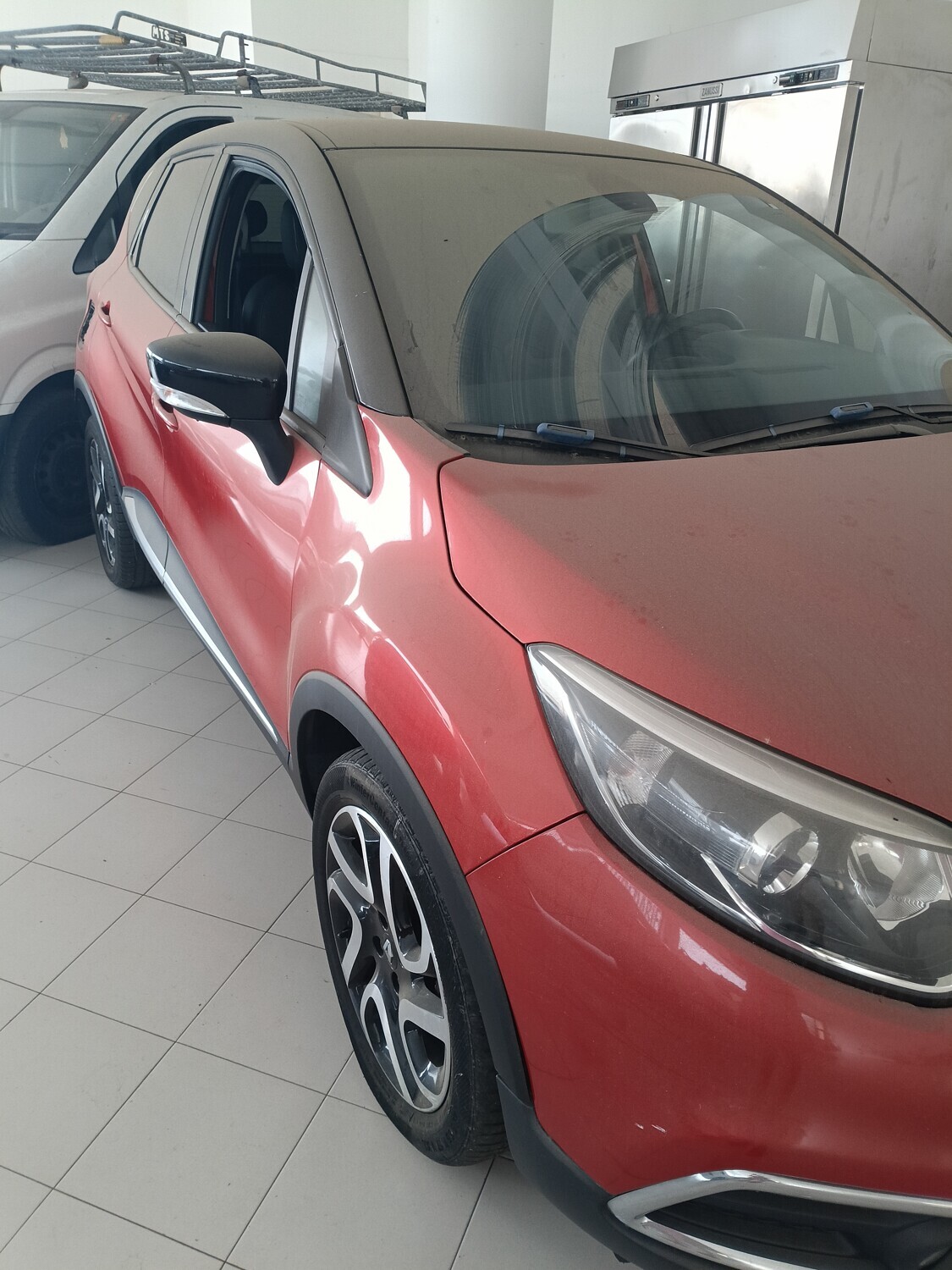 Autovetture – Il lotto comprende un'autovettura Renault Captur 1 serie… — foto 3