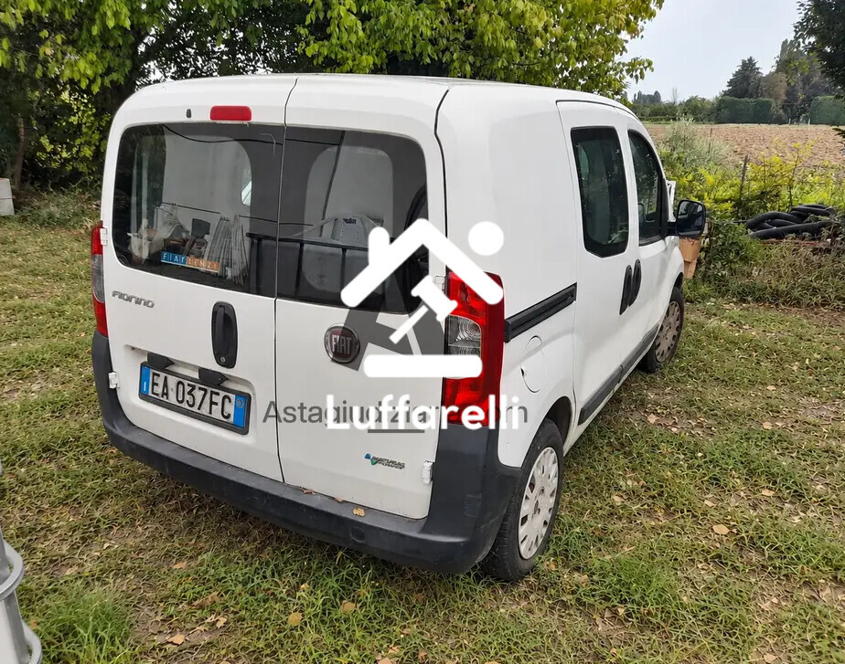 Autovetture – Il lotto comprende un'autovettura Fiat Fiorino, immatricolata… — foto 4