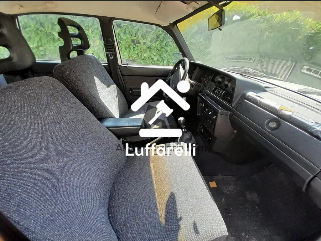 Autovetture – Il lotto comprende un'autovettura Volvo Polar, immatricolata nel… — foto 4