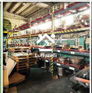 Attrezzature Industriali – Lotto unico composto da macchinari e attrezzature per lo… — foto 4