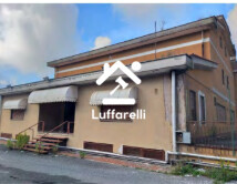 NEGOZIO O LOCALE COMMERCIALE VIA APPIA VECCHIA - GENZANO DI ROMA — foto 2