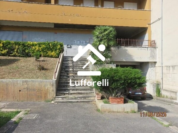 DEPOSITO / MAGAZZINO PIAZZA UGO LA MALFA - CISTERNA DI LATINA — foto 4