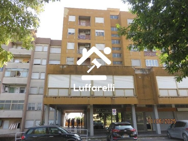 DEPOSITO / MAGAZZINO PIAZZA UGO LA MALFA - CISTERNA DI LATINA — foto 3