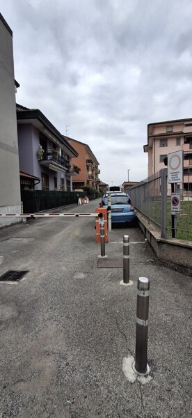 GARAGE / POSTO AUTO VIA DEGLI ORTI - PERO — foto 6