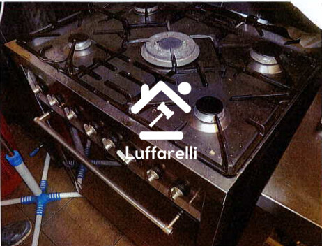 Arredi Da Ufficio E Varie – Il lotto comprende attrezzature da bar, come elencate e… — foto 5