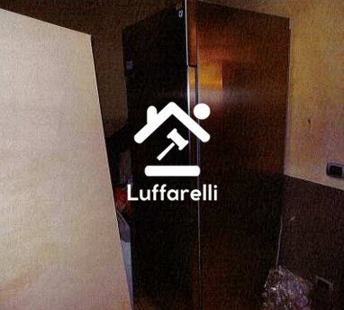 Arredi Da Ufficio E Varie – Il lotto comprende attrezzature da bar, come elencate e… — foto 2