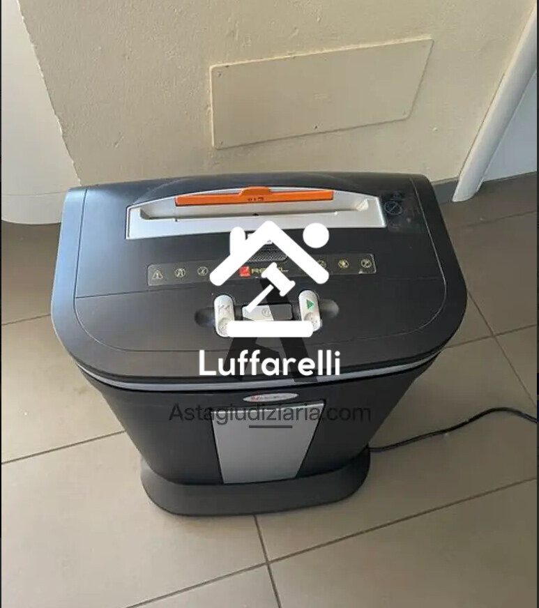 Arredi Da Ufficio E Varie – Il lotto comprende arredi e attrezzature da ufficio, tra cui… — foto 2