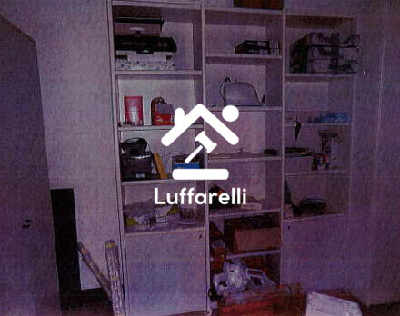 Computer E Attrezzatura Informatica – Il lotto comprende apparecchi elettronici e arredi da ufficio… — foto 3