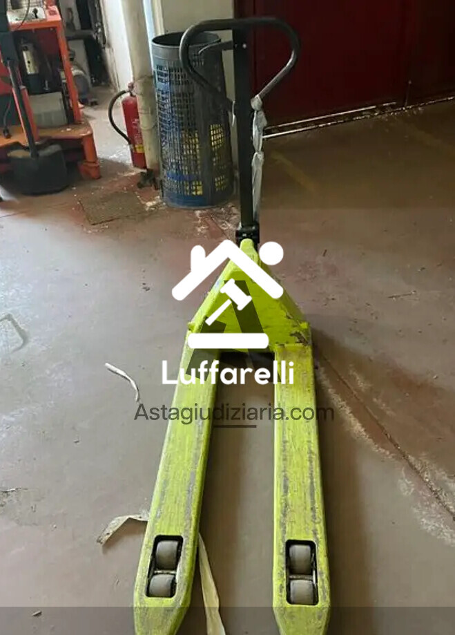 Attrezzature Ed Utensili – Il lotto comprende attrezzature e macchinari per lavorazione… — foto 6