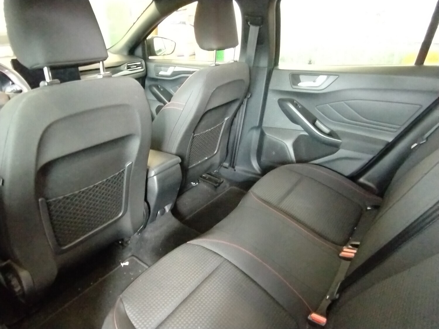 Autovetture – Il lotto comprende un'autovettura Ford Focus, prima… — foto 8
