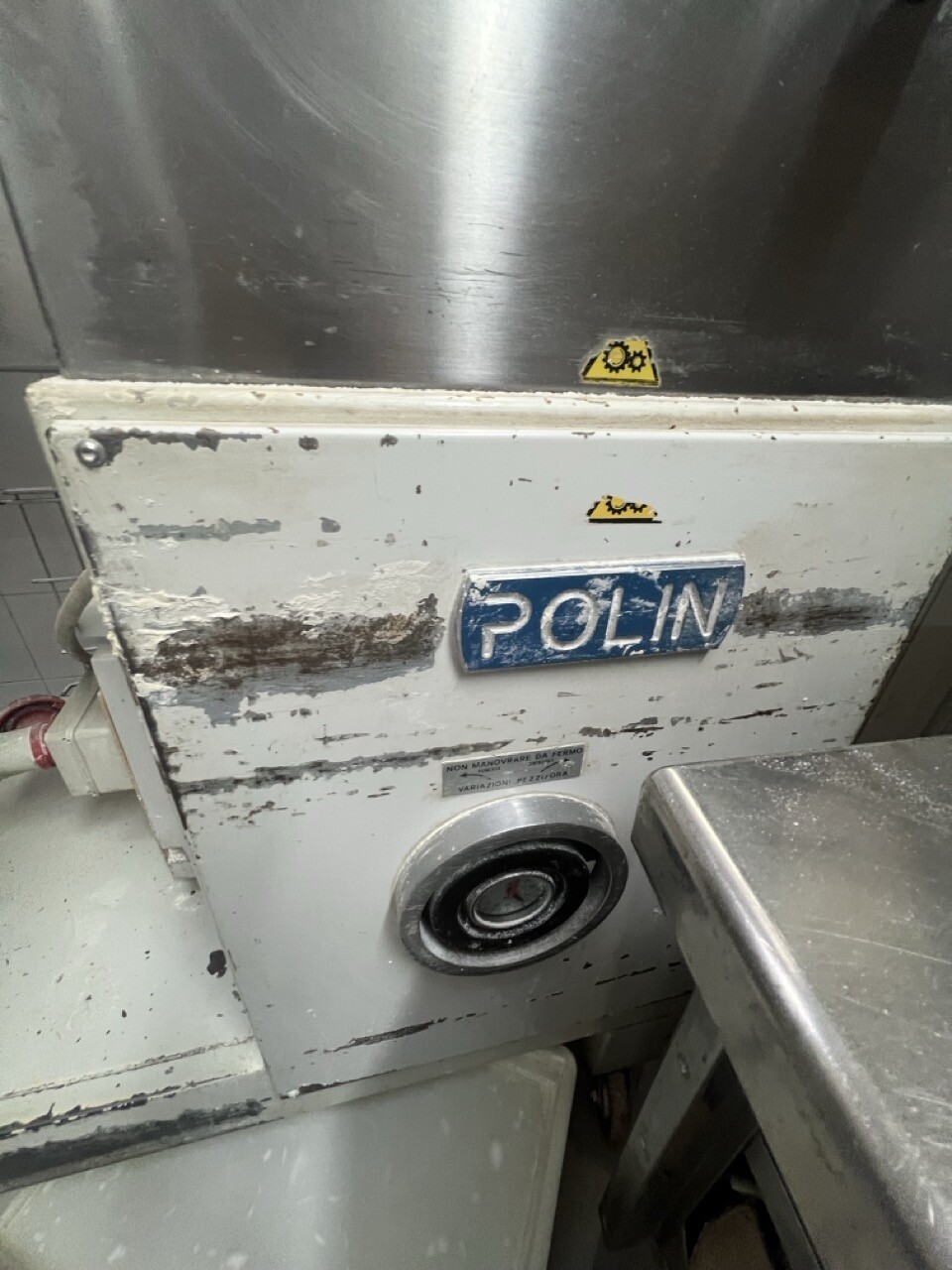 Macchinari Per L'Industria Alimentare E Conserviera – Il lotto comprende una macchina spezzatrice per uso alimentare… — foto 2