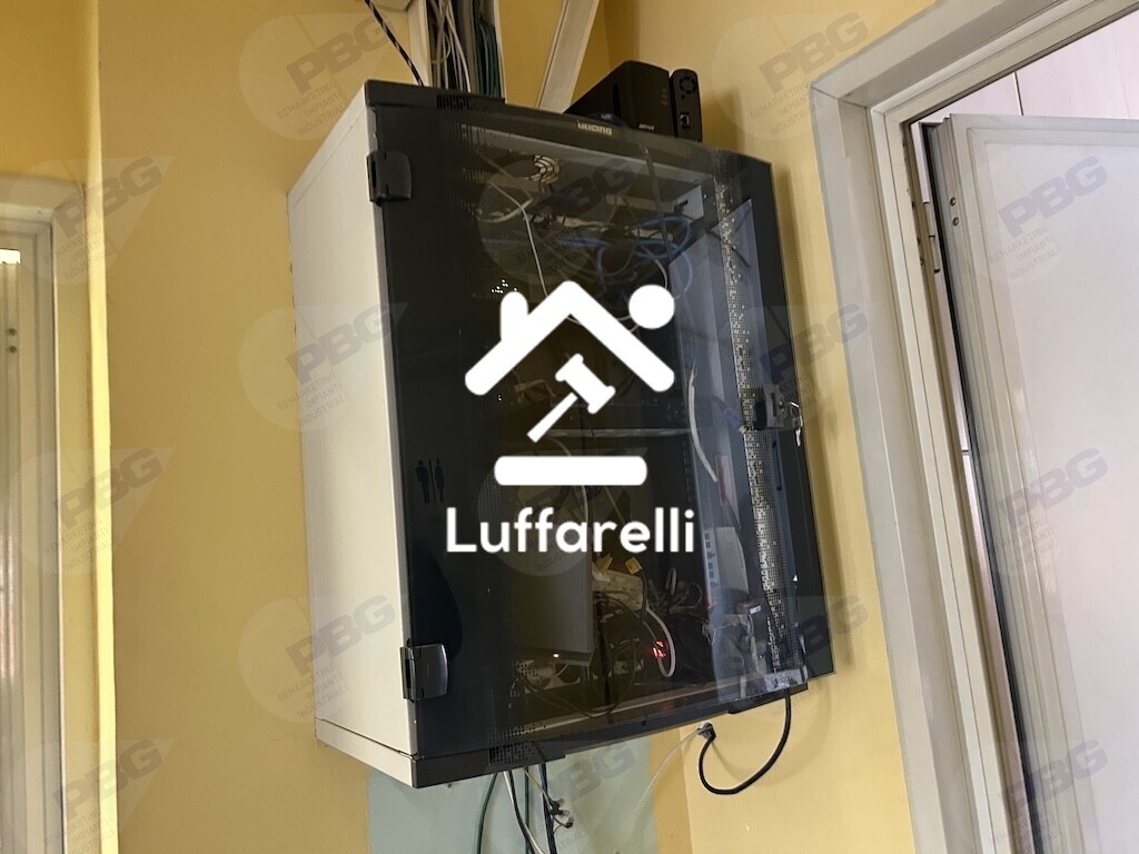 Attrezzature Varie – Linea di lavorazione e Selezione rifiuti — foto 4