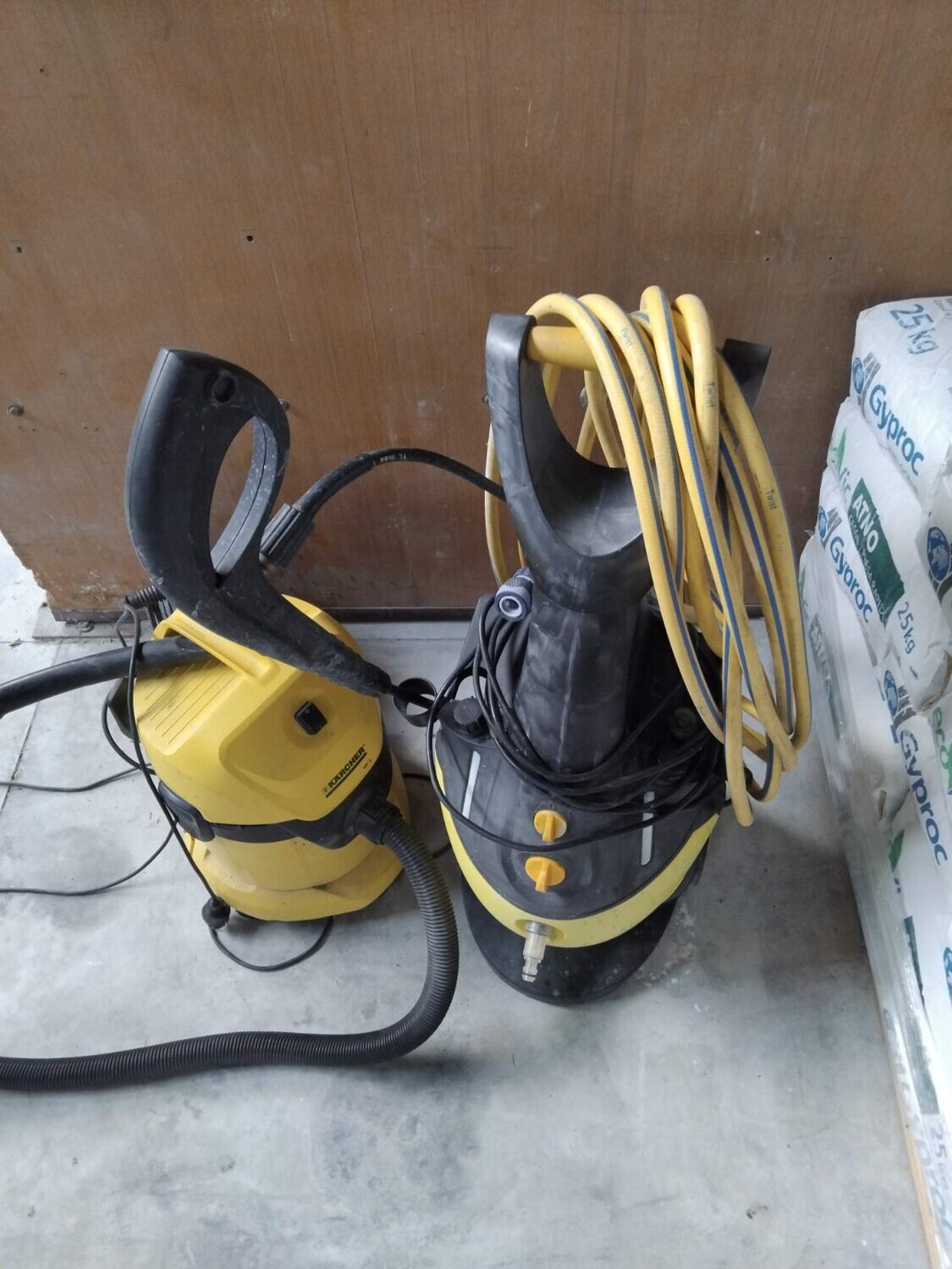 Attrezzature Varie – 1Ingrassatore pneumatico %% BANCO DA LAVORO CON SEGA - Per… — foto 2