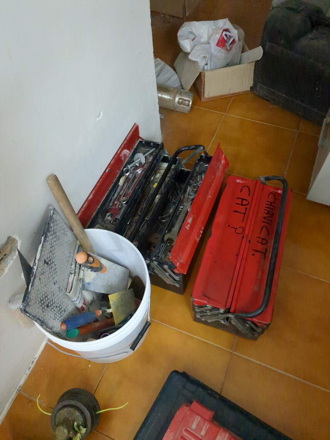 Attrezzature Varie – 1Ingrassatore pneumatico %% BANCO DA LAVORO CON SEGA - Per… — foto 5