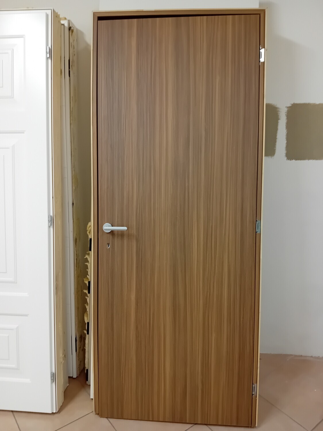 Mobili Da Casa E Varie – TRE PORTE MARCA GAROFALI NUOVE, IN LEGNO, DI CUI DUE LACCATE… — foto 7
