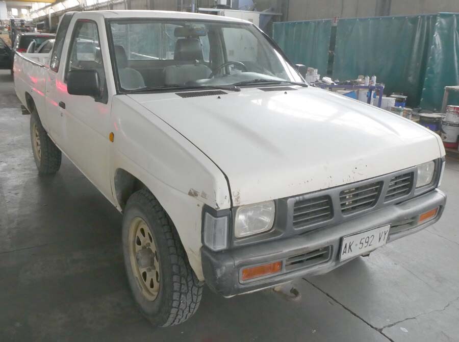 Automezzi Commerciali – Autocarro NISSAN BVMUD21 (KING CAB) immatricolato il 12/04/1996… — foto 2