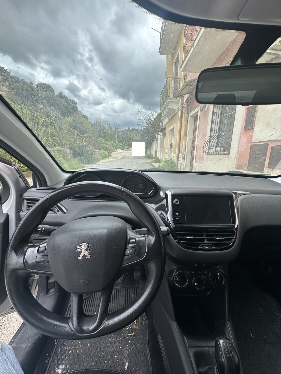 Autovetture – Autoveicolo, marca Peugeot, modello 208, Tg. EP****… — foto 7