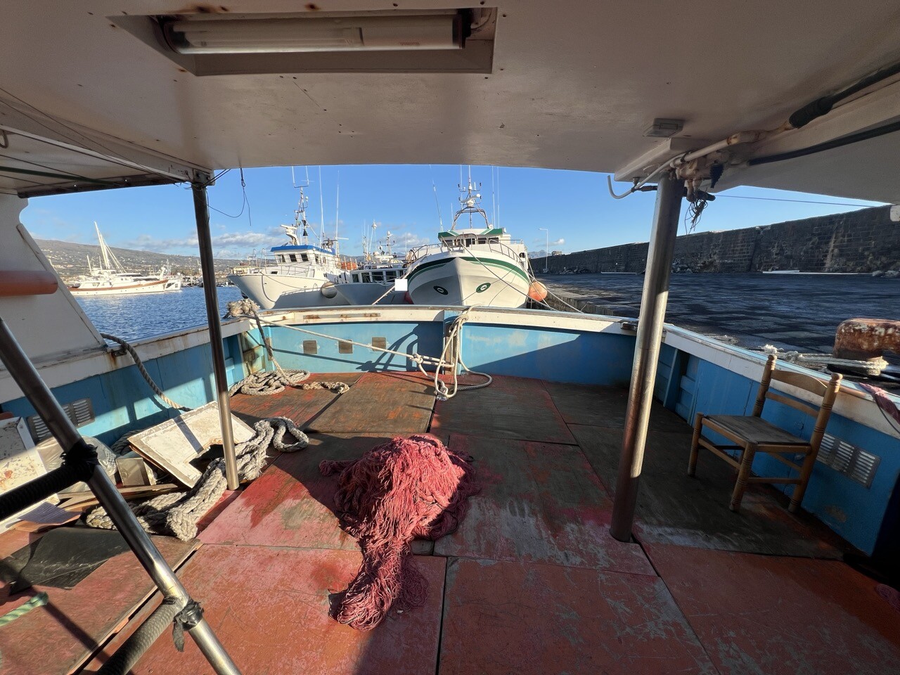 Navi E Galleggianti – L’imbarcazione risulta essere ormeggiata al porto di Riposto… — foto 5