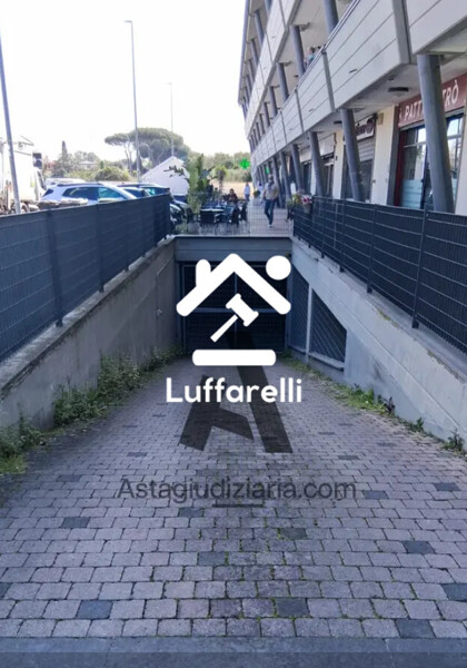 GARAGE / POSTO AUTO VIA UMBERTO GIORDANO - ROMA — foto 2
