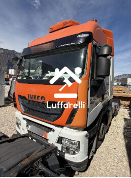 Automezzi Commerciali – Il lotto comprende trattori stradali di marca IVECO. — foto 2