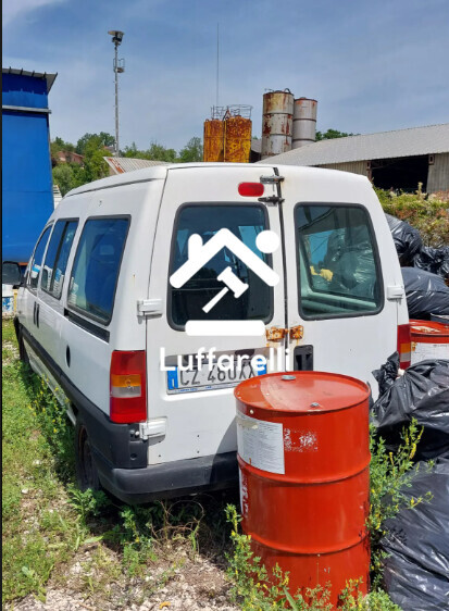 Autovetture – Il lotto comprende un autocarro Fiat, immatricolato nel 2006. — foto 2