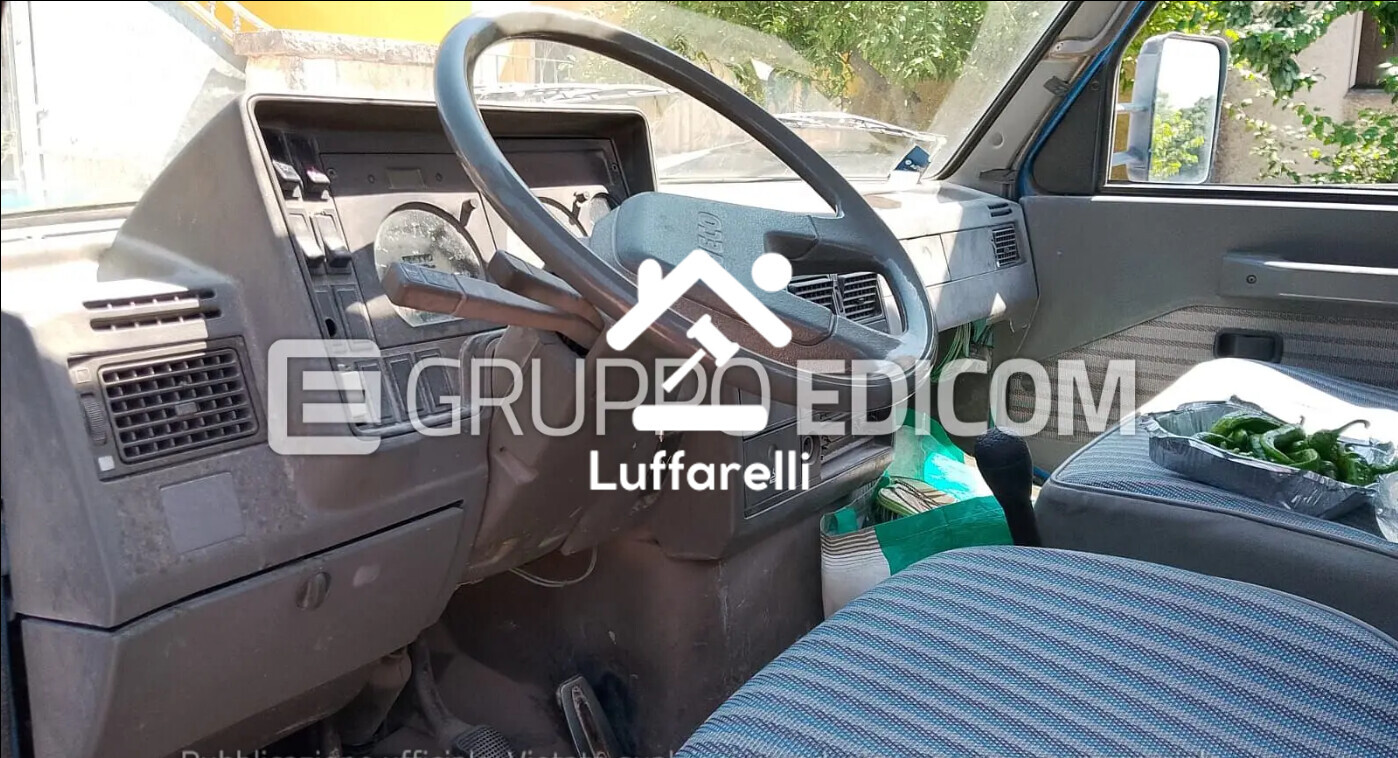 Automezzi Commerciali – Si vende un autocarro Fiat Iveco 35, immatricolato nel 1992, con… — foto 3