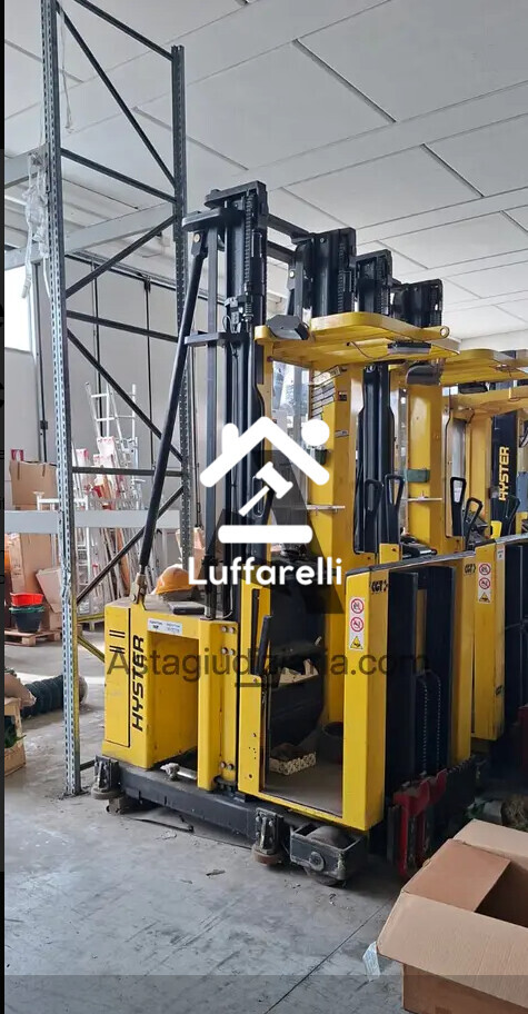 Attrezzature Industriali – Il lotto comprende un carrello elevatore elettrico… — foto 2