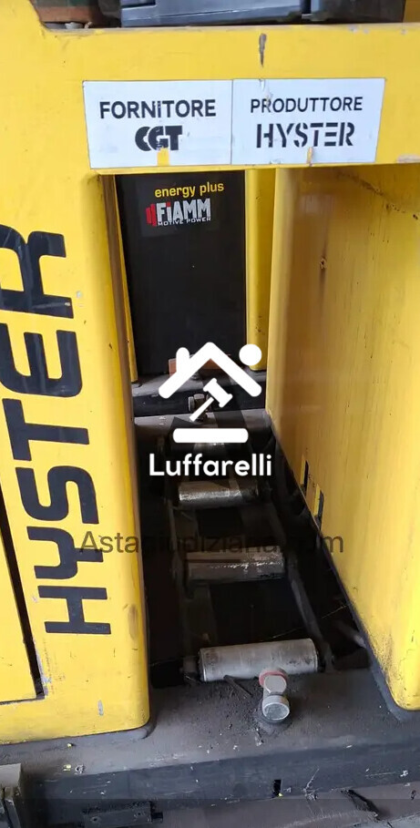Attrezzature Industriali – Il lotto comprende un carrello elevatore elettrico… — foto 3