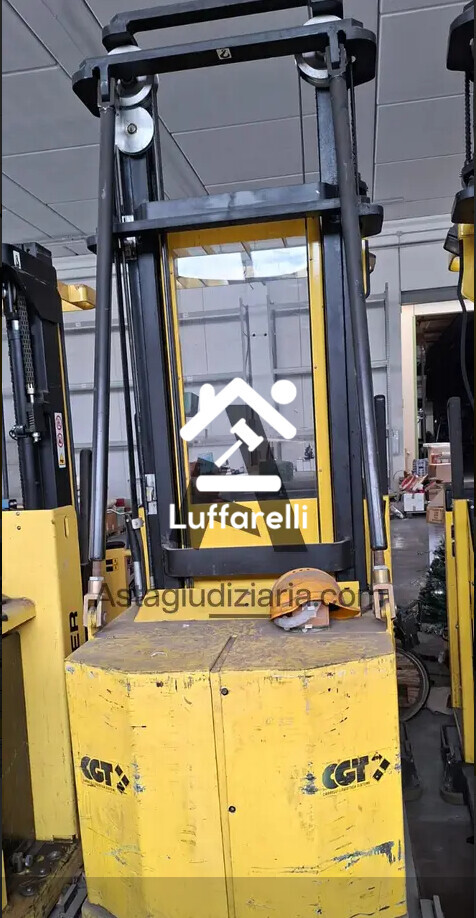 Attrezzature Industriali – Il lotto comprende un carrello elevatore elettrico… — foto 2