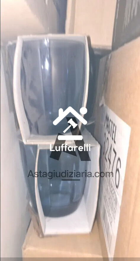 Materie Prime E Prodotti – Il lotto è composto da materiali di consumo, accessori e… — foto 4