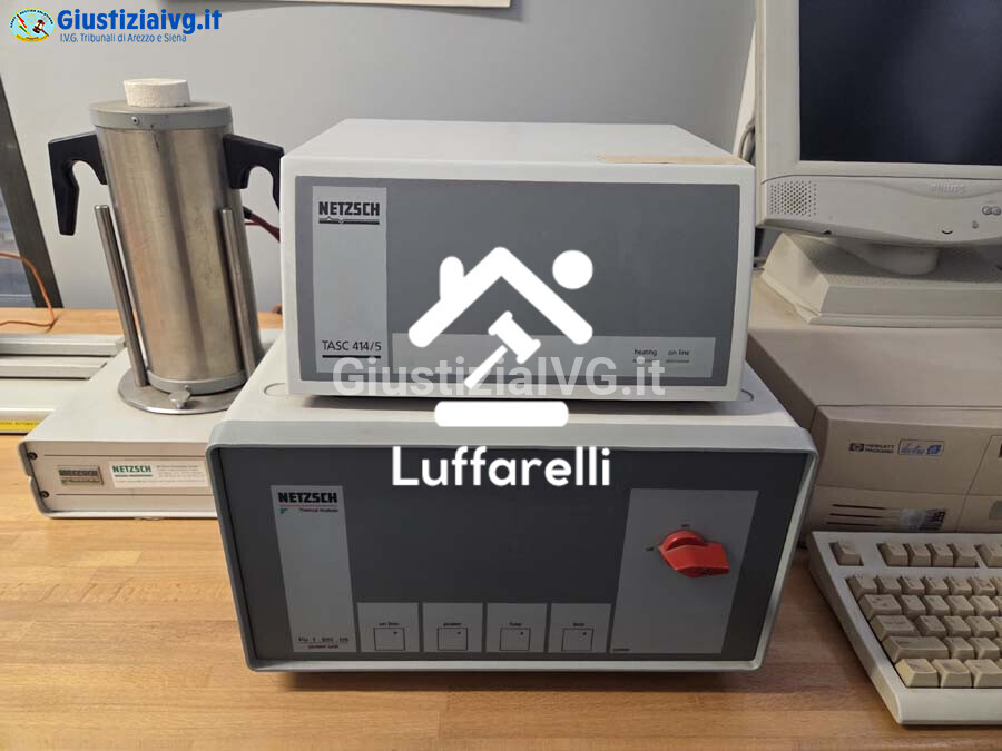 Attrezzature Varie – Il lotto comprende piccola attrezzatura da laboratorio e… — foto 5