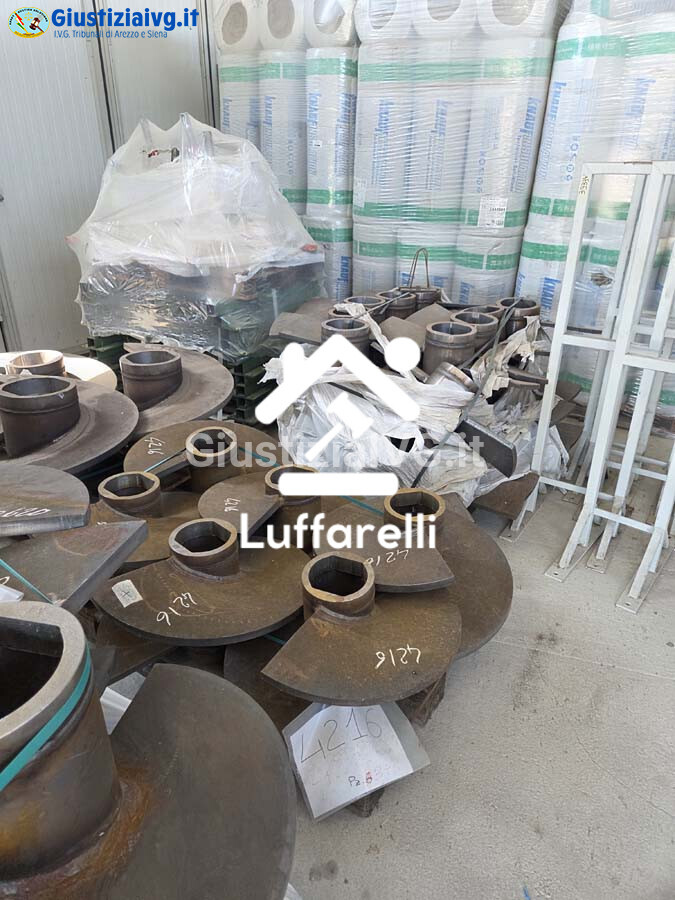 Attrezzature Industriali – Il lotto comprende circa 8 pancali di mozzi e componenti… — foto 4