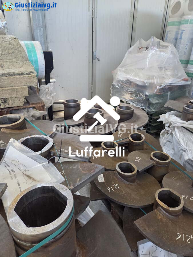 Attrezzature Industriali – Il lotto comprende circa 8 pancali di mozzi e componenti… — foto 3