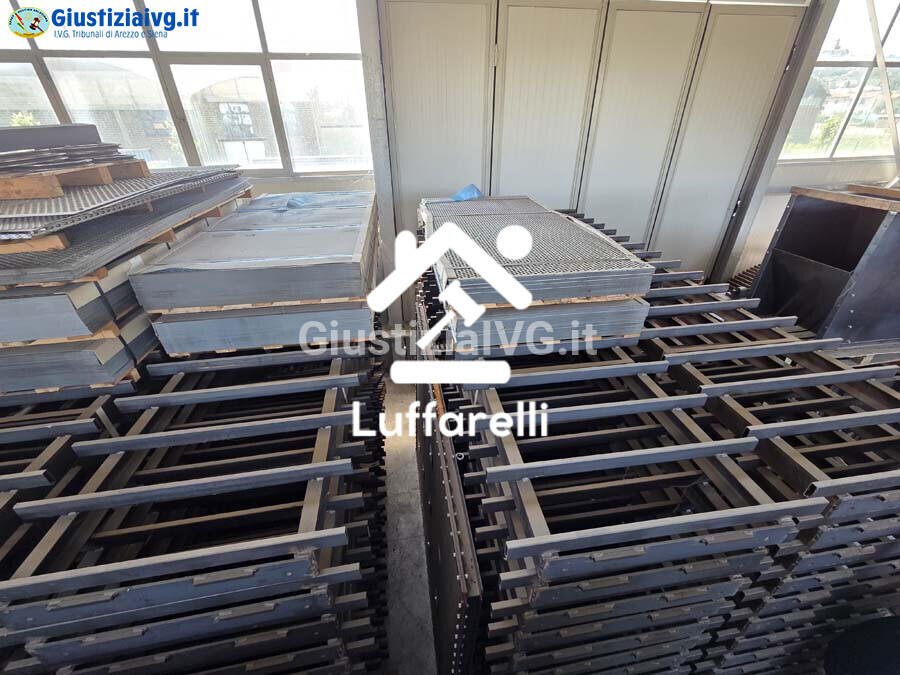 Materie Prime E Prodotti – Il lotto comprende telai metallici modulari in ferro/acciaio… — foto 9
