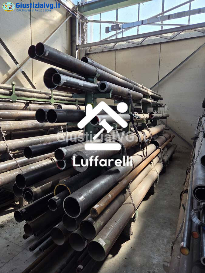Materie Prime E Prodotti – Il lotto comprende capra di sostegno n. 112 e tubi tondi in… — foto 2