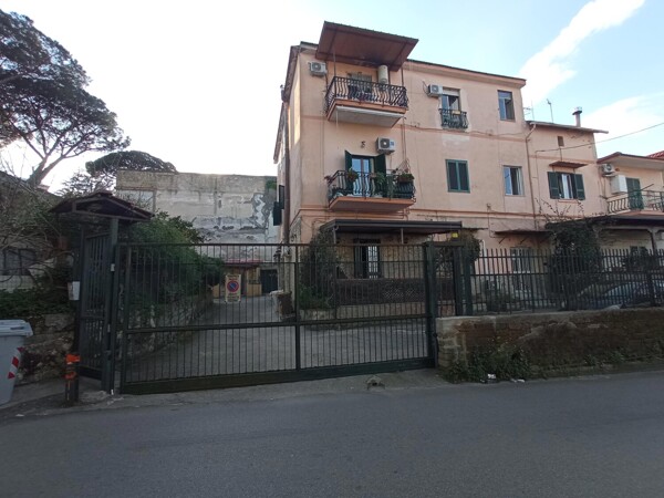 APPARTAMENTO VIA COMUNALE S. CROCE AD ORSOLONE - NAPOLI — foto 2