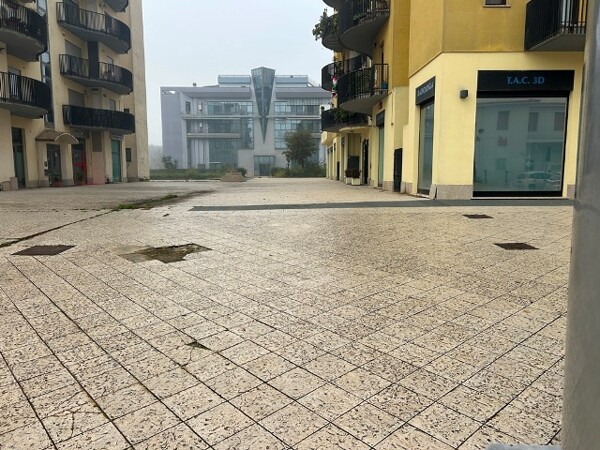 NEGOZIO O LOCALE COMMERCIALE VIA DOMENICO CIMAROSA - CASSINO — foto 2