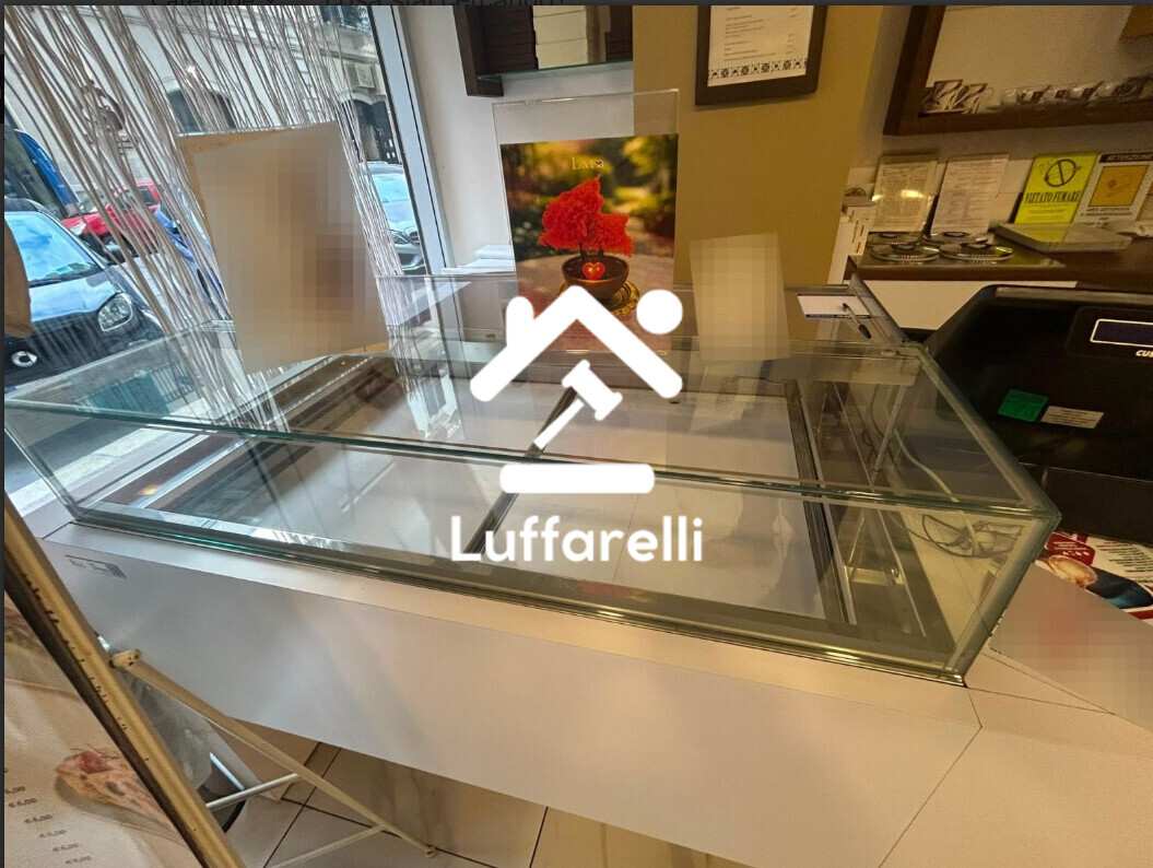 Commercio Al Dettaglio, Ristorazione E Industria Alberghiera – Il lotto comprende arredi per sala bar e caffetteria, banconi ed… — foto 6