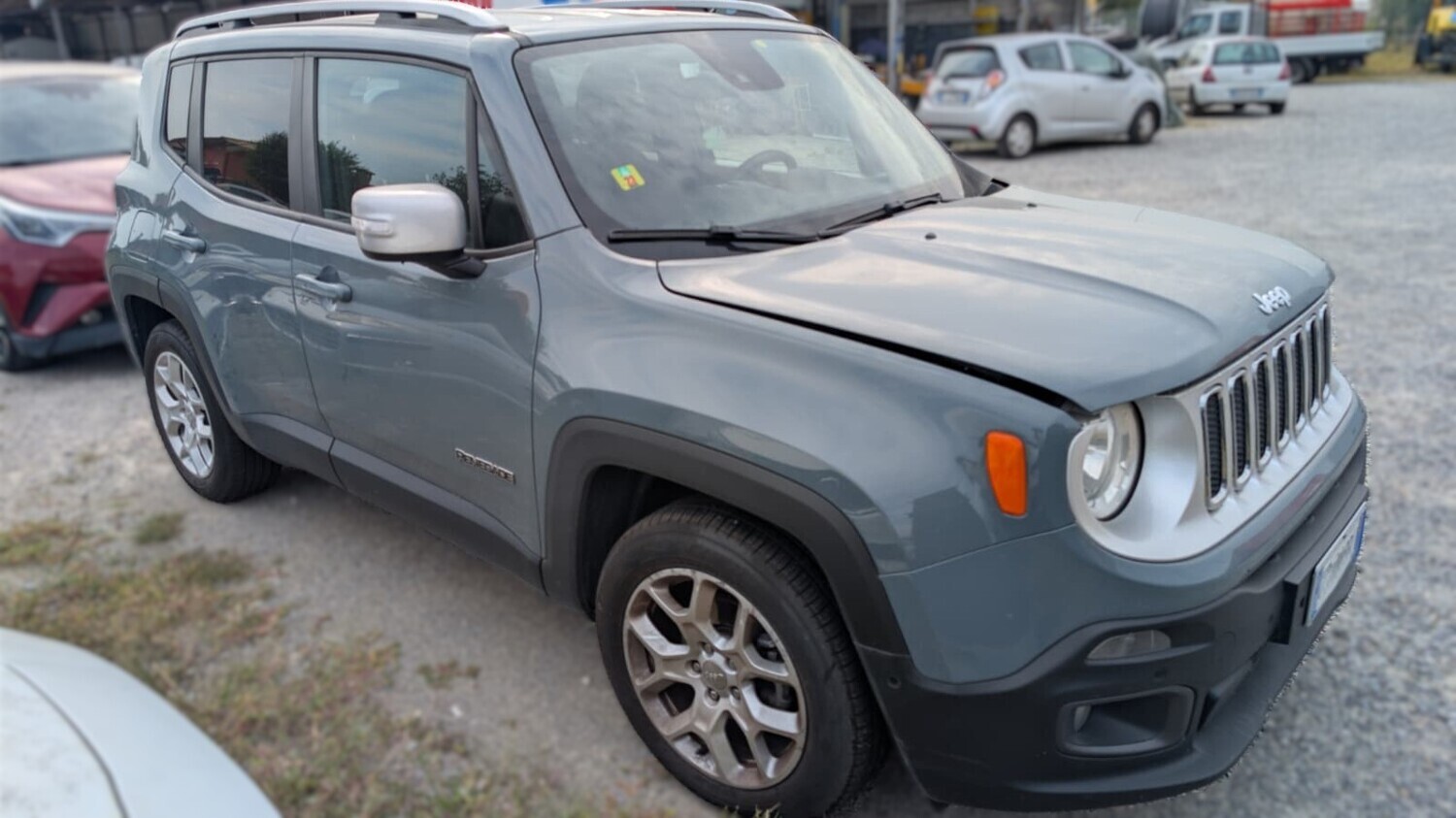 Autovetture – Il lotto comprende un'autovettura Jeep Renegade del 2018… — foto 2