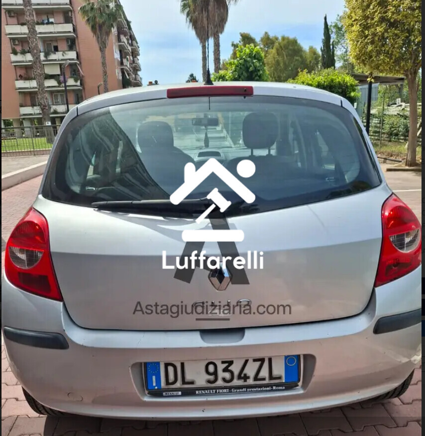 Autovetture – Il lotto comprende un'autovettura Renault Clio, immatricolata il… — foto 3