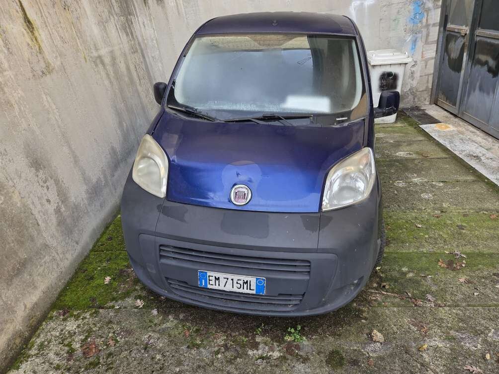 Autovetture – Il lotto comprende cinque veicoli tra autovetture e autocarri. — foto 4