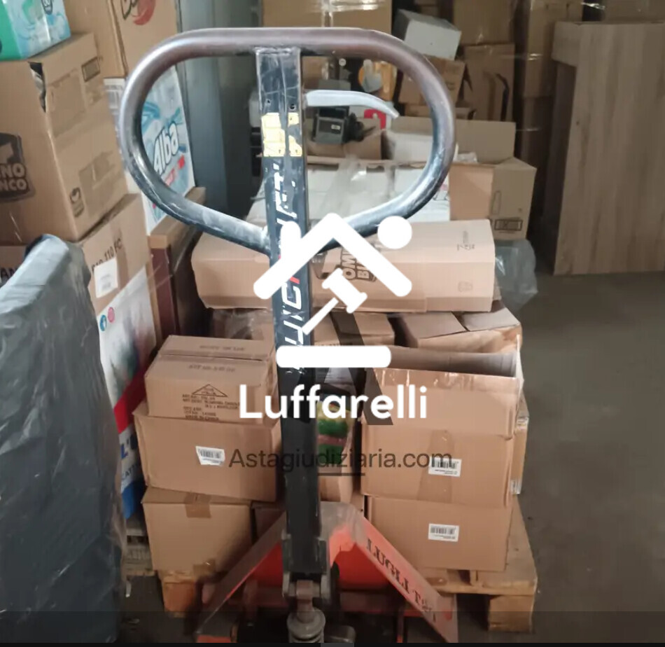 Automezzi Commerciali – Il lotto comprende due automezzi, un Jeep Limited 4x4… — foto 7