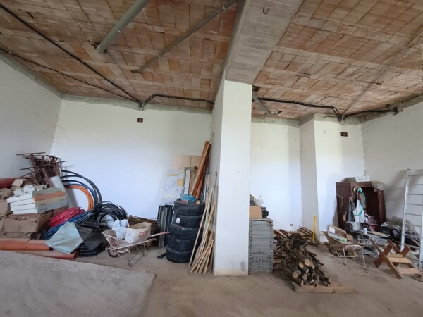 DEPOSITO / MAGAZZINO VIA VALLE PARA - BOVILLE ERNICA — foto 4