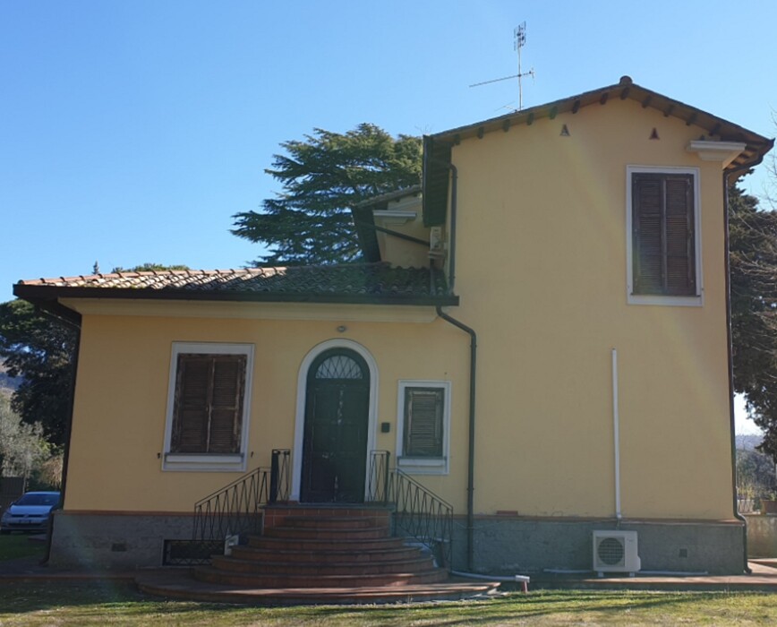 Immagine di ATTIVITÀ RICETTIVE / SCOPO COMMERCIALE VIA ANAGNINA GIÀ VIA TUSCOLANA N. 242 – GROTTAFERRATA