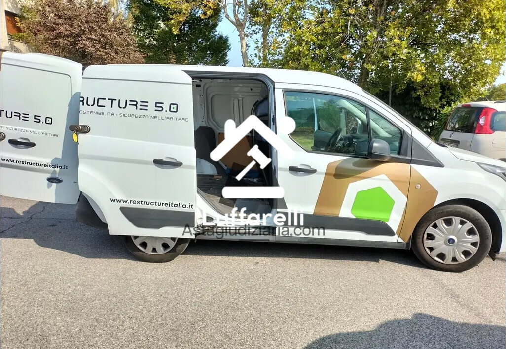 Automezzi Commerciali – Il lotto comprende un autocarro Ford Transit Connect… — foto 5